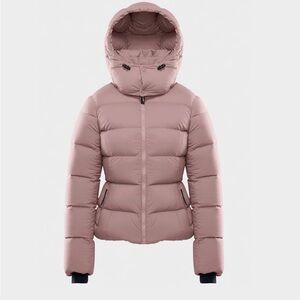 Aritzia Claremont Super Snug Puffer Jacket